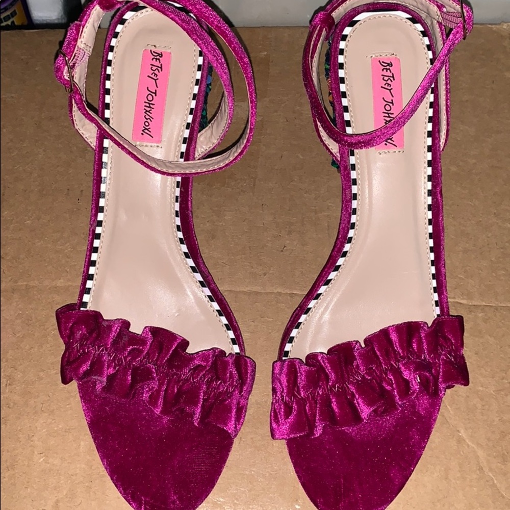 Women sandal